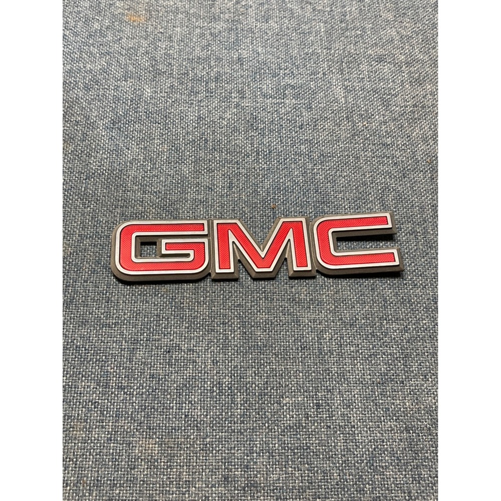 GMC Emblem Badge Red Silver 90s OEM Trim